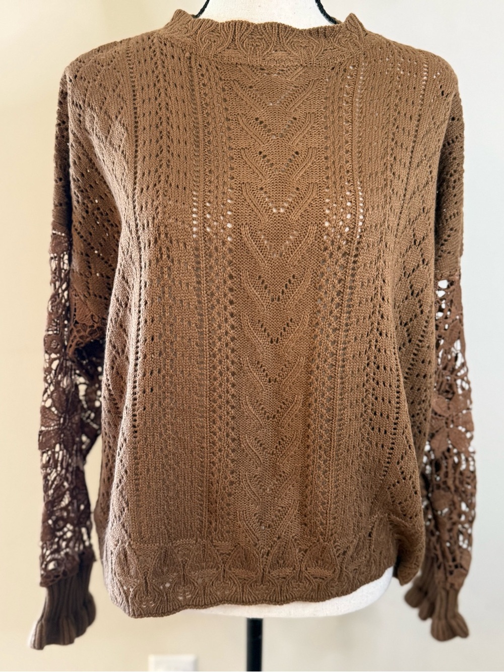 Flawless brown knit sweater crochet lace sleeves SZ SM